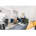 Beautiful Period Pass The Keys Apartment York