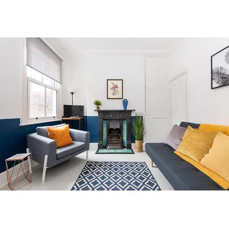 21 River Street - Beautiful York Period Property - Pass The Keys * York