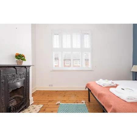 Apartment Bright & Beautiful Period - Pass The Keys *