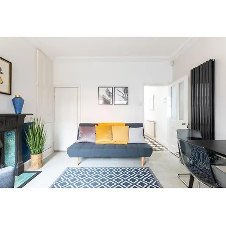 Beautiful Period Pass The Keys *