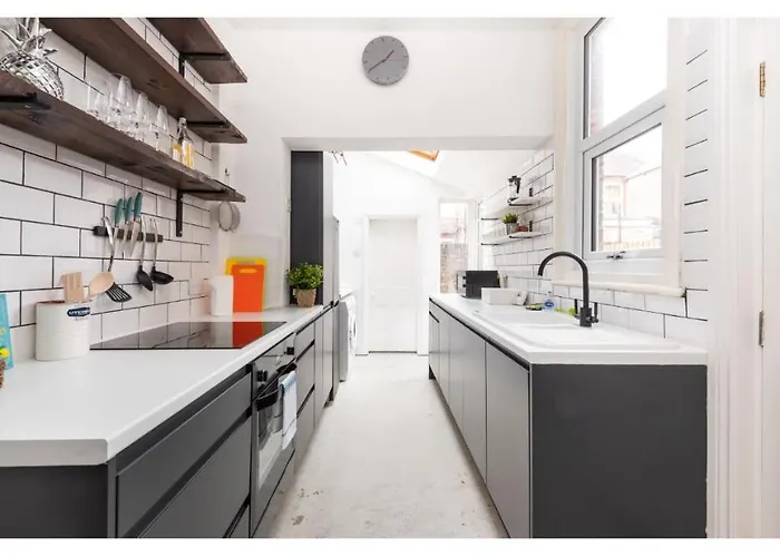 Beautiful Period Pass The Keys דירה *