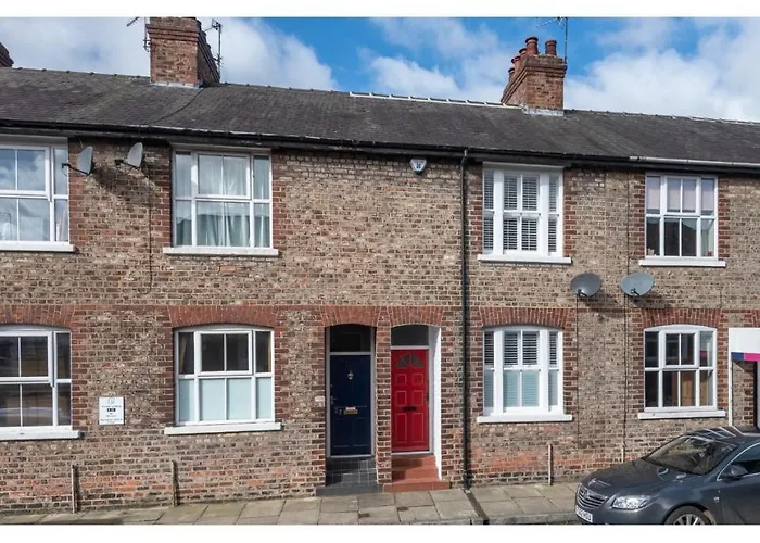 Beautiful Period Pass The Keys דירה