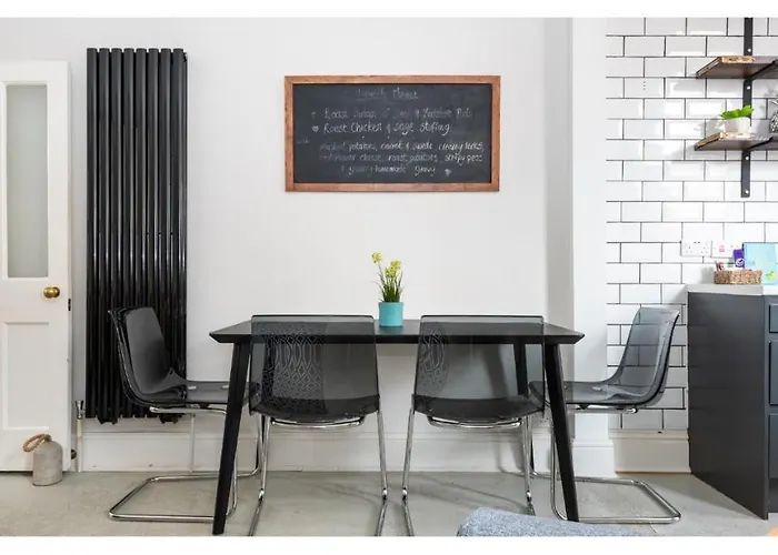 דירה Beautiful Period Pass The Keys יורק