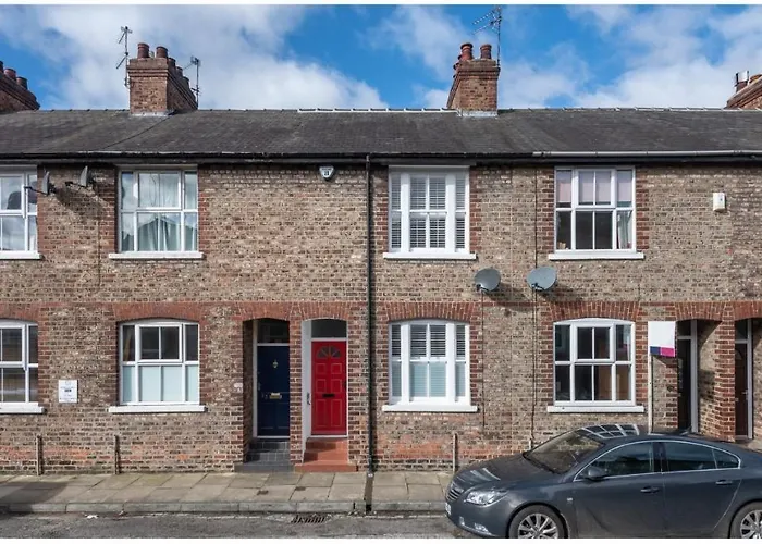 דירה Beautiful Period Pass The Keys יורק